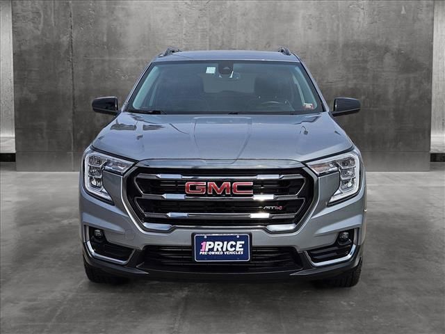 2023 GMC Terrain AT4