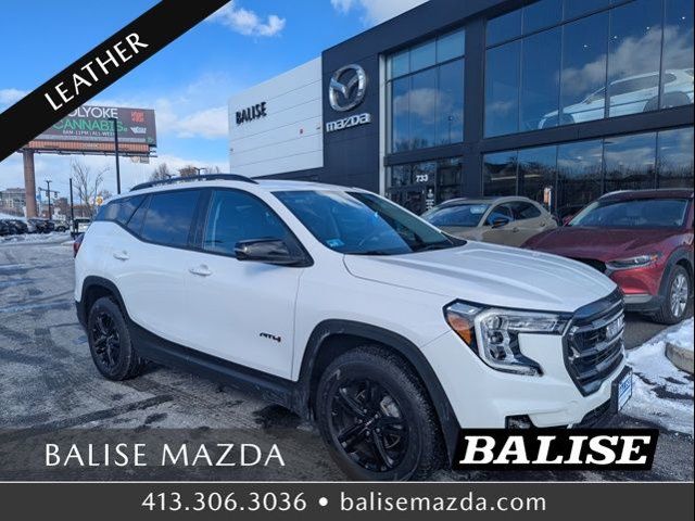 2023 GMC Terrain AT4