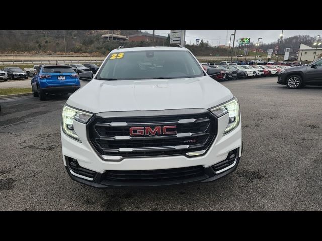 2023 GMC Terrain AT4