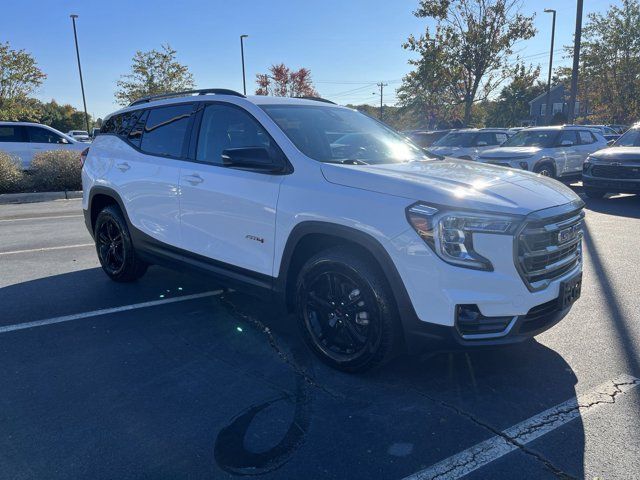 2023 GMC Terrain AT4