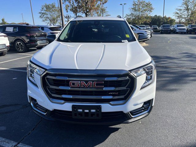 2023 GMC Terrain AT4