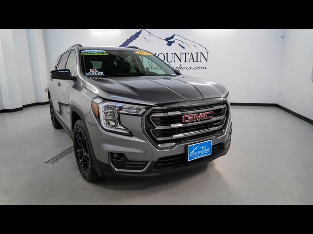 2023 GMC Terrain AT4