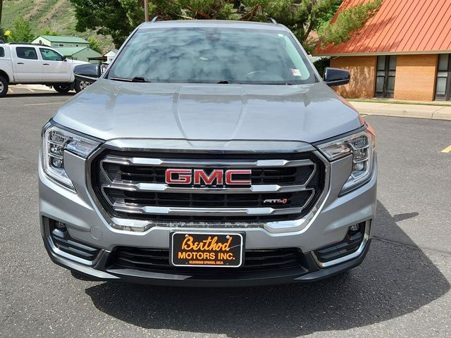 2023 GMC Terrain AT4