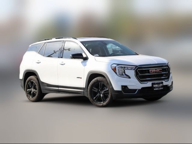 2023 GMC Terrain AT4