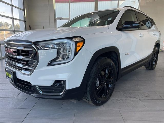 2023 GMC Terrain AT4