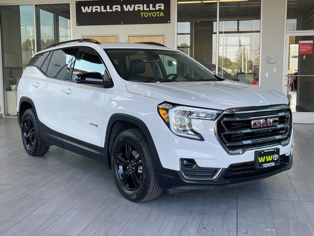 2023 GMC Terrain AT4