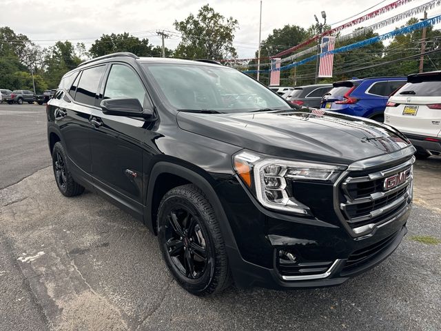 2023 GMC Terrain AT4