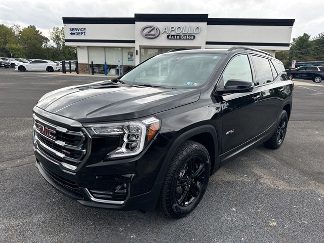 2023 GMC Terrain AT4