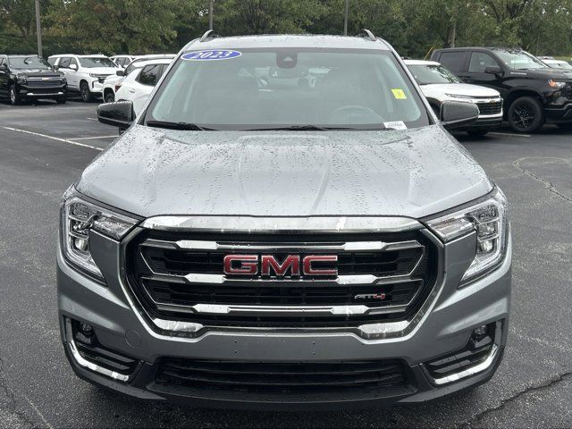 2023 GMC Terrain AT4