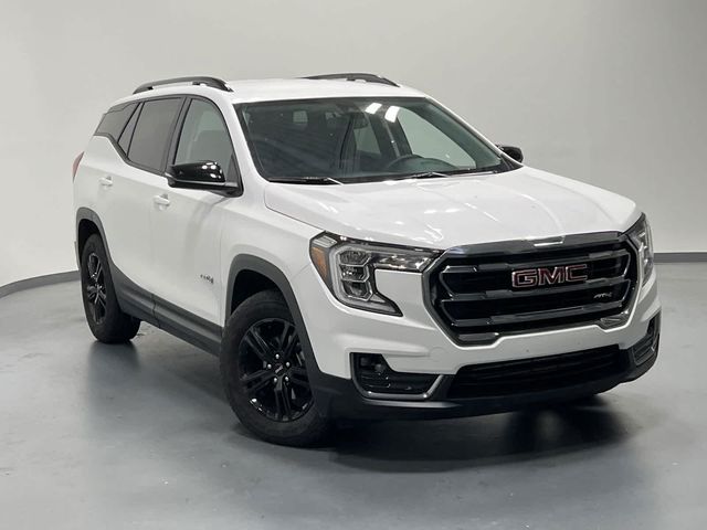 2023 GMC Terrain AT4