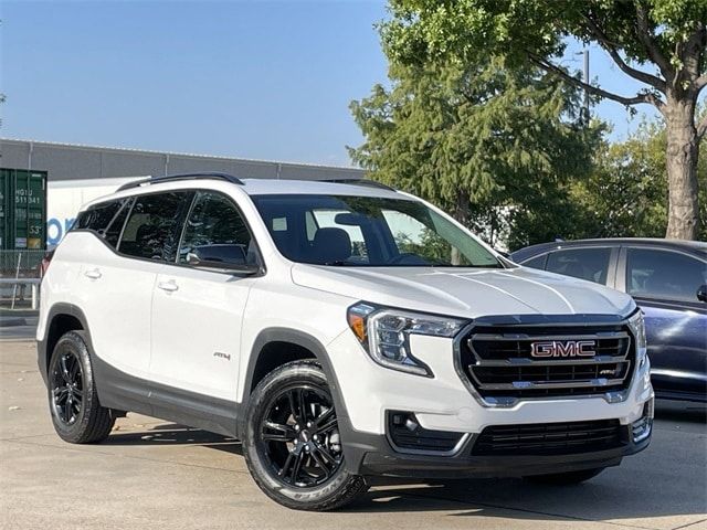 2023 GMC Terrain AT4