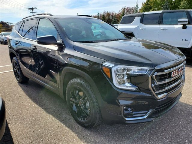 2023 GMC Terrain AT4