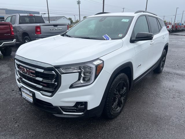 2023 GMC Terrain AT4