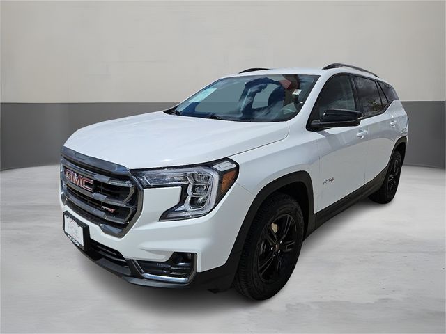 2023 GMC Terrain AT4