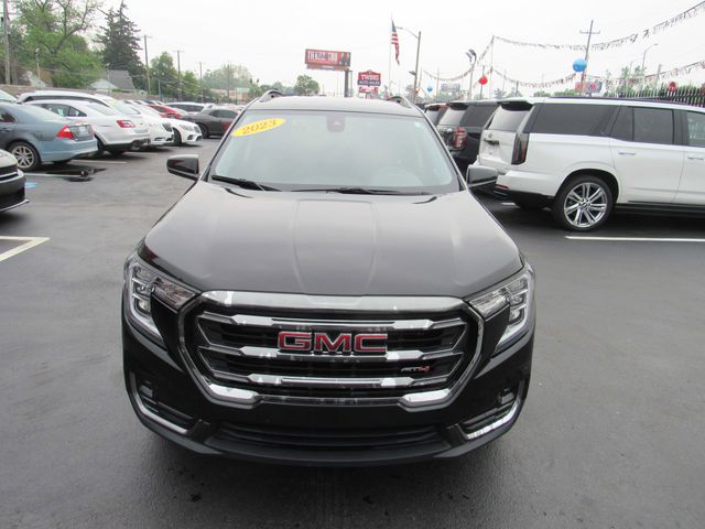 2023 GMC Terrain AT4