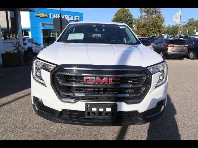 2023 GMC Terrain AT4