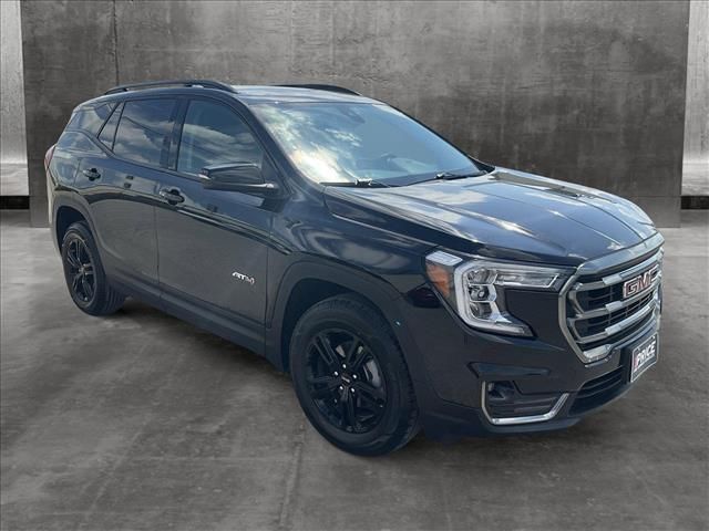 2023 GMC Terrain AT4