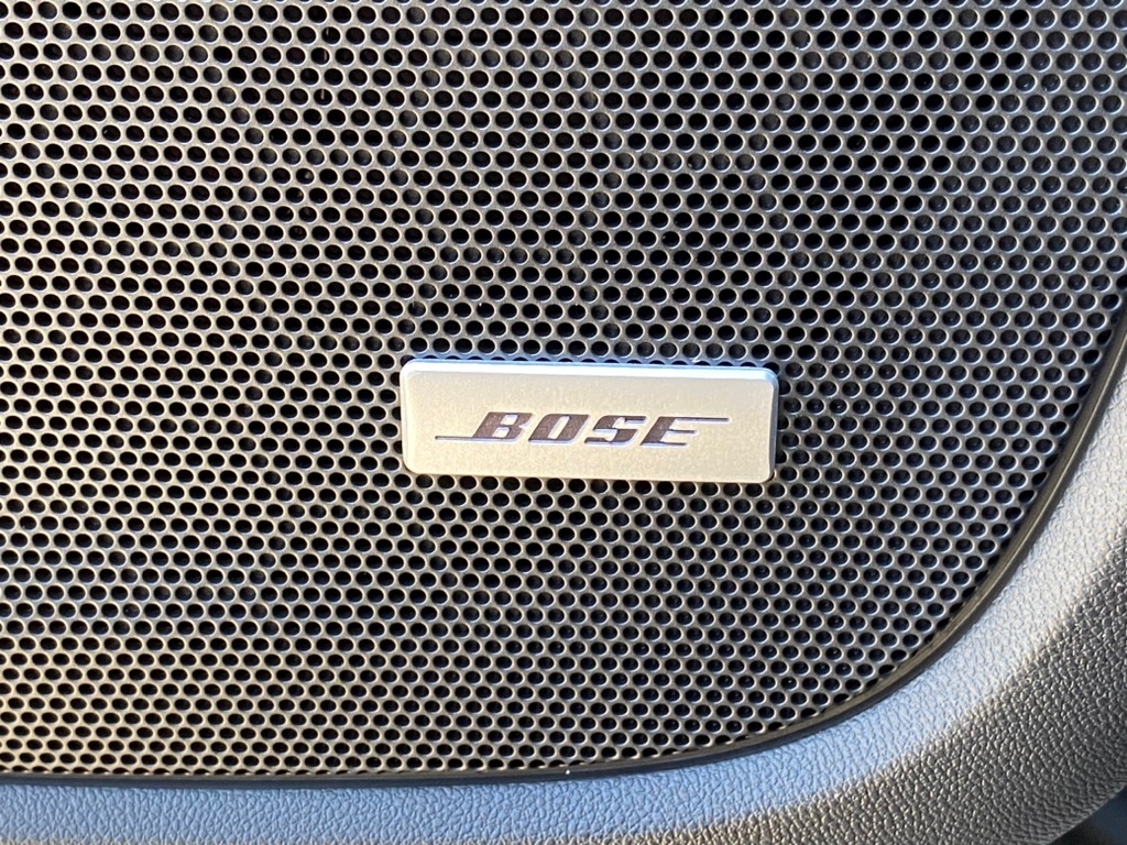 Vehicle image 24 of 31