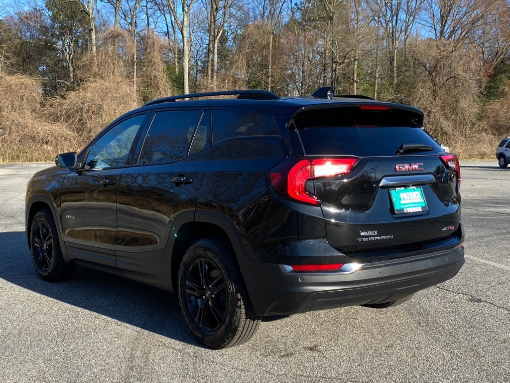 Vehicle image 5 of 31