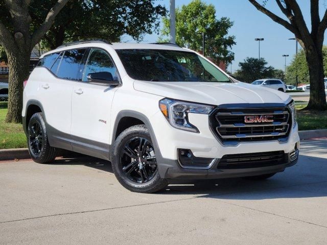 2023 GMC Terrain AT4