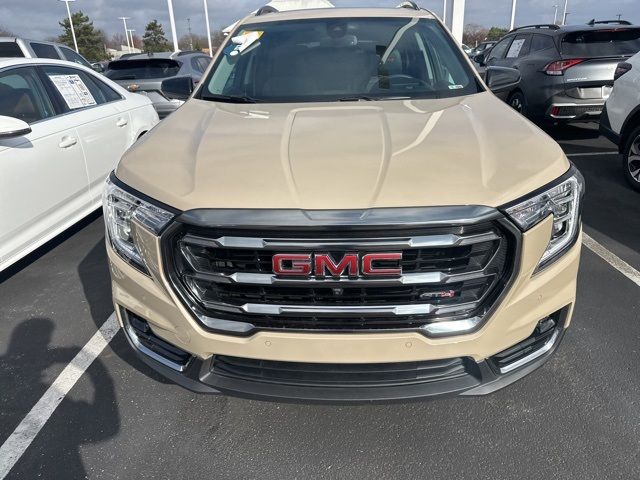 2023 GMC Terrain AT4