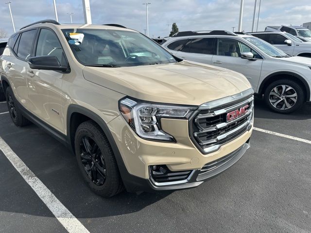 2023 GMC Terrain AT4