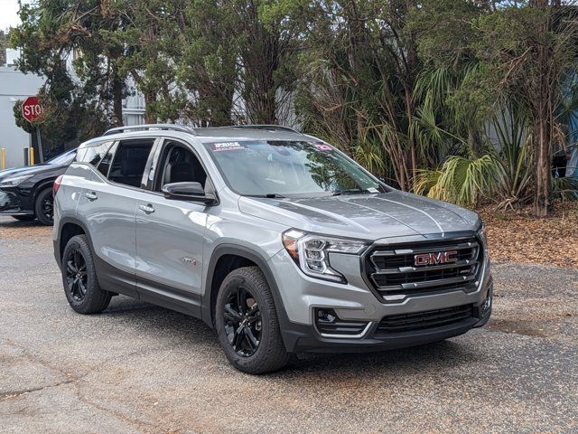 2023 GMC Terrain AT4