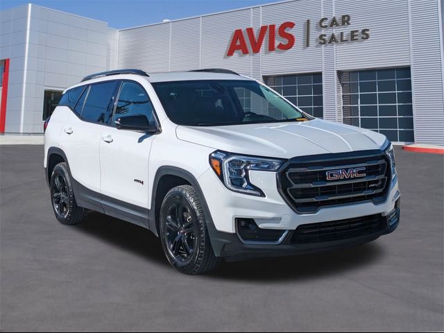 2023 GMC Terrain AT4