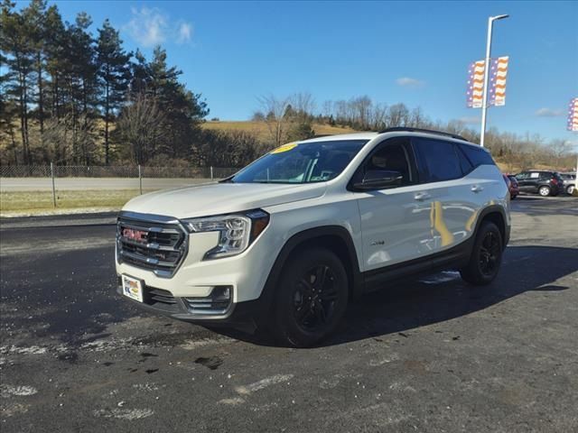 2023 GMC Terrain AT4