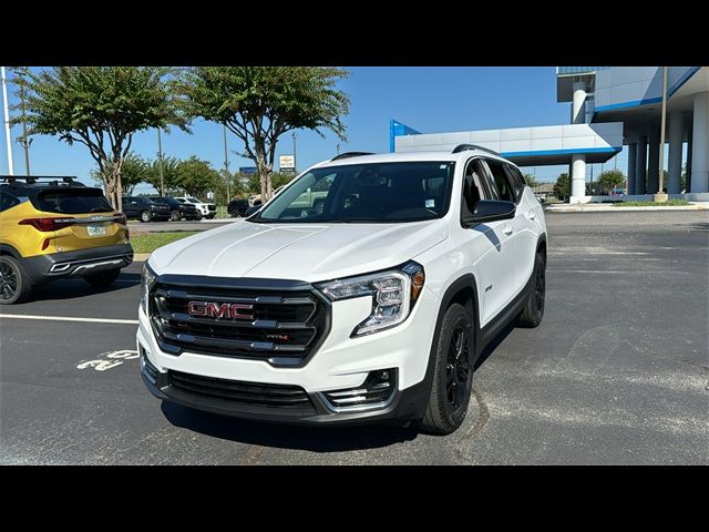 2023 GMC Terrain AT4