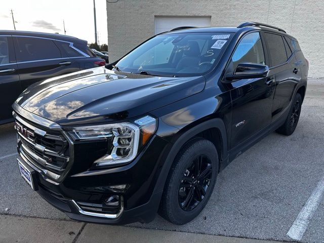 2023 GMC Terrain AT4