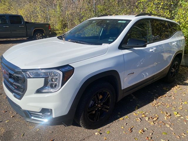 2023 GMC Terrain AT4