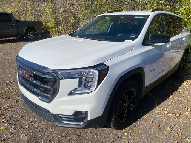 2023 GMC Terrain AT4