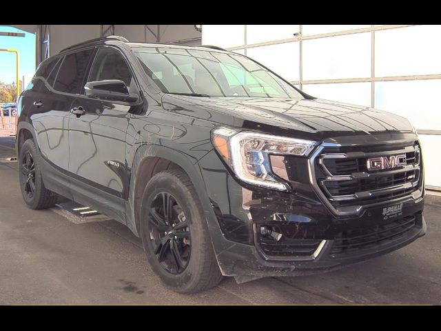 2023 GMC Terrain AT4