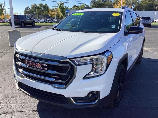 2023 GMC Terrain AT4