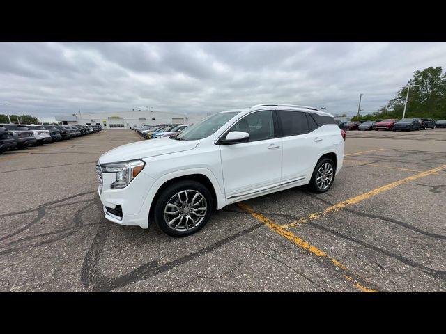 2023 GMC Terrain Denali