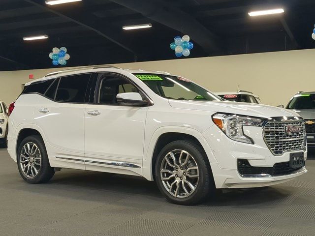 2023 GMC Terrain Denali