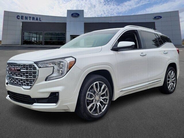 2023 GMC Terrain Denali