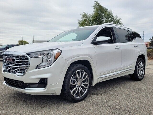 2023 GMC Terrain Denali