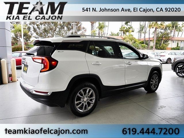 2023 GMC Terrain SLT
