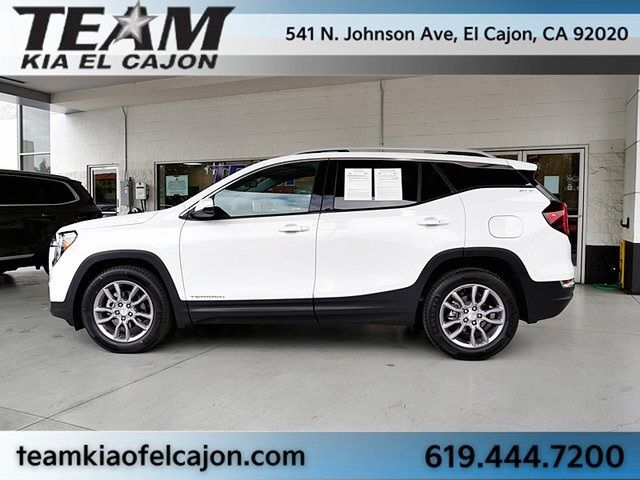 2023 GMC Terrain SLT