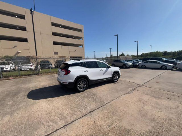 2023 GMC Terrain SLT