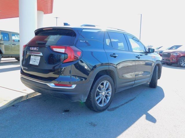 2023 GMC Terrain SLT