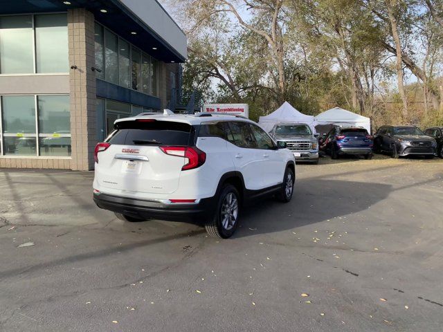 2023 GMC Terrain SLT