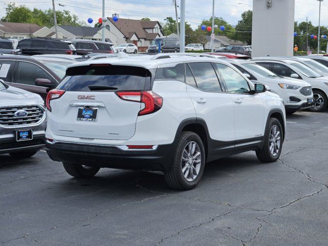 2023 GMC Terrain SLT