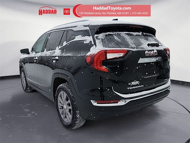 2023 GMC Terrain SLT