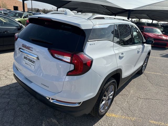 2023 GMC Terrain SLT