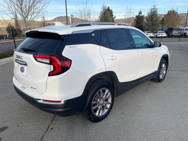 2023 GMC Terrain SLT