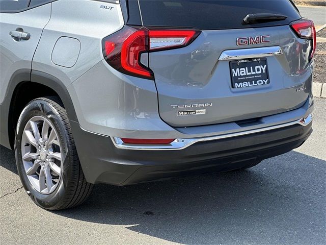 2023 GMC Terrain SLT
