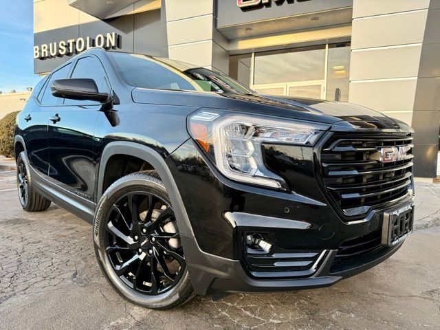 2023 GMC Terrain SLT